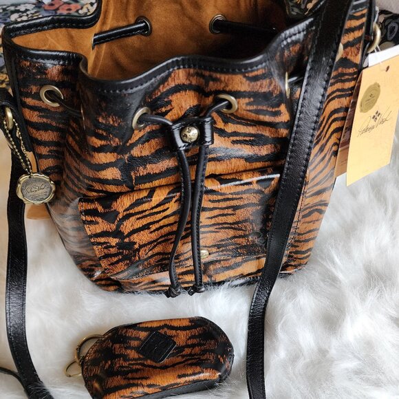 Patricia nash limited edition anniversary tiger bucket bag handbag with coin pur - Picture 3 of 5